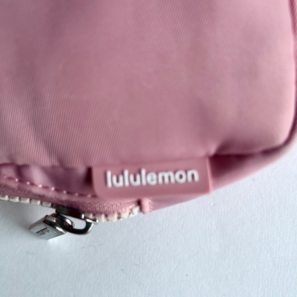 Lululemon Pink Nylon belt bag - Picture 5 of 15